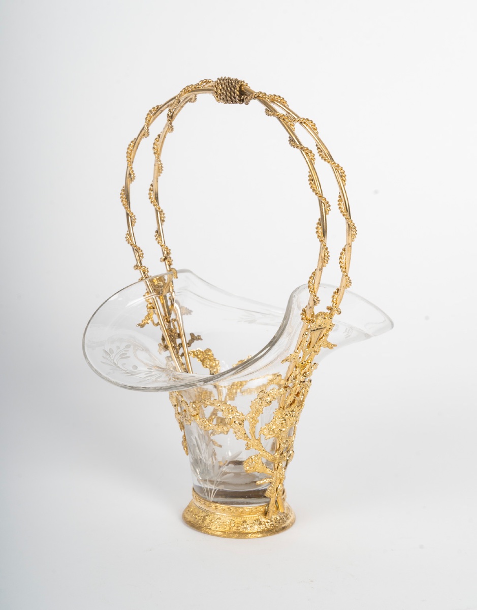 Un panier en cristal et bronze doré, époque fin XIXème siècle -photo-1