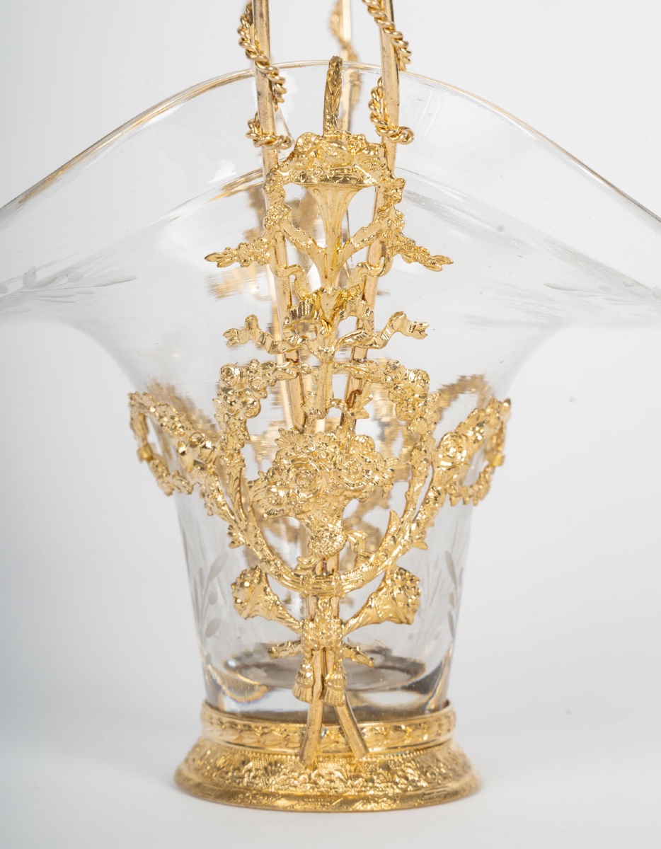 Un panier en cristal et bronze doré, époque fin XIXème siècle -photo-3