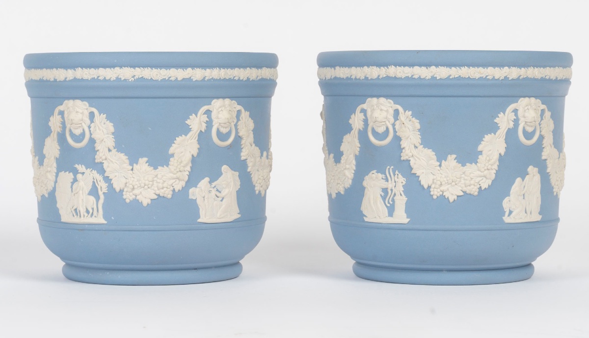 Une paire de  cache-pot en porcelaine de Wedgwood début XXème siècle -photo-5