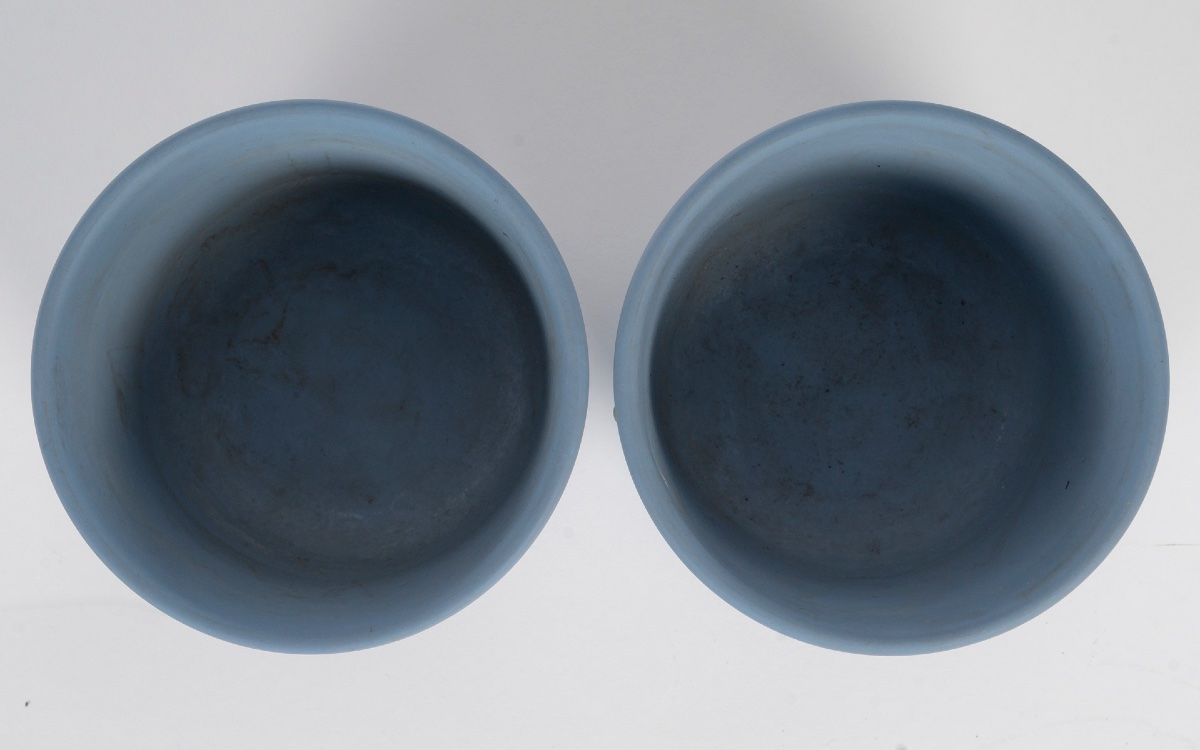 Une paire de  cache-pot en porcelaine de Wedgwood début XXème siècle -photo-8