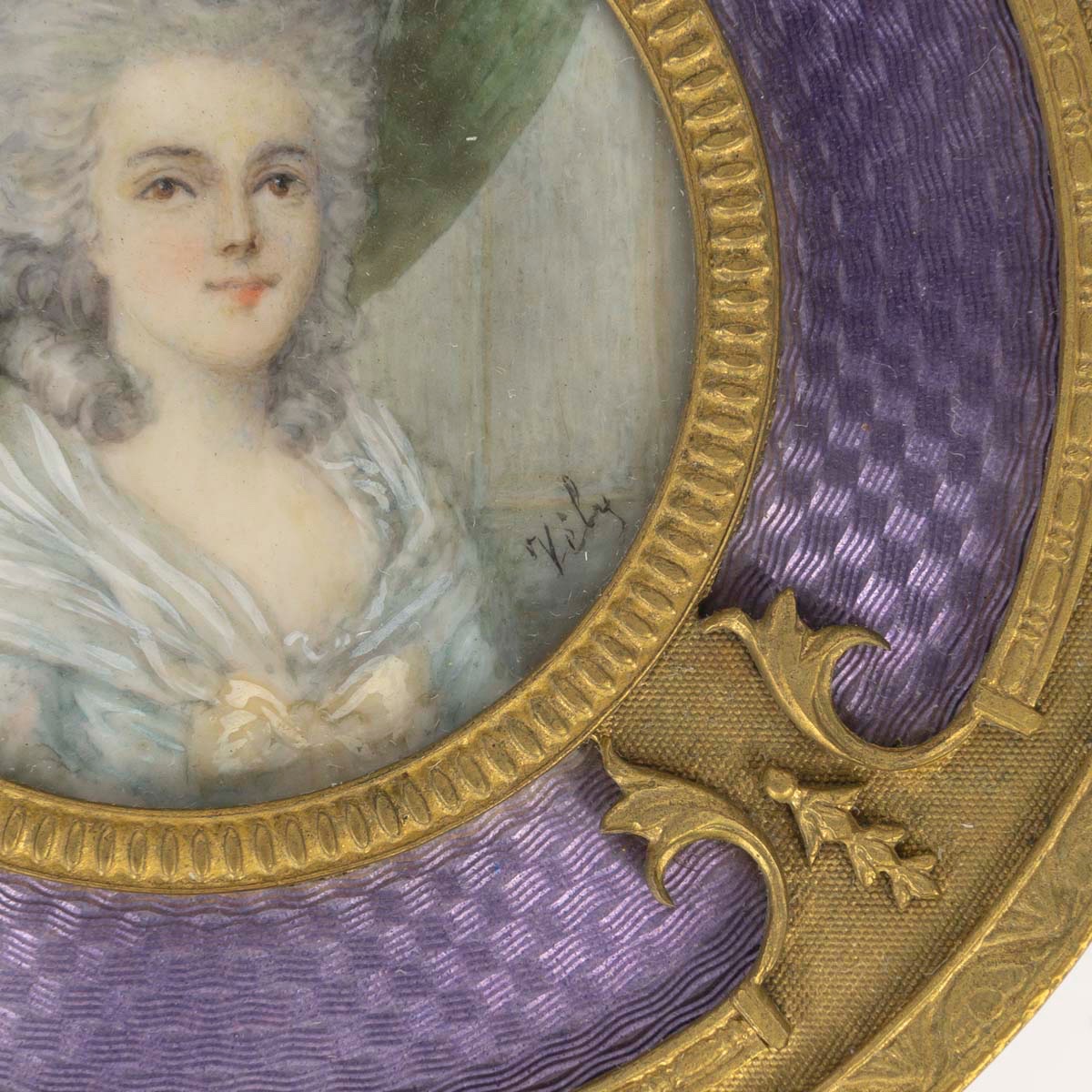 Un coffret à bijoux en bronze doré et émail violet, époque XIXème siècle-photo-6