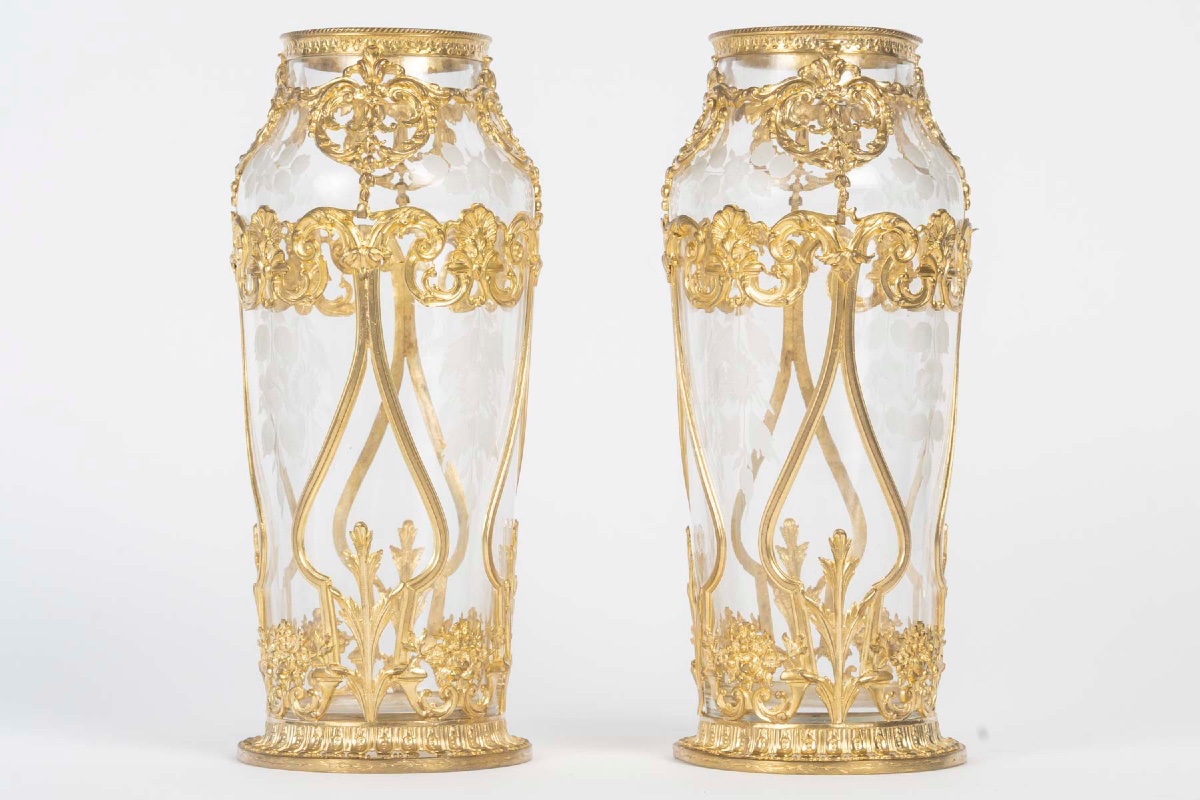 Une paire de vases en cristal gravé et bronze doré, époque XIXème siècle -photo-6