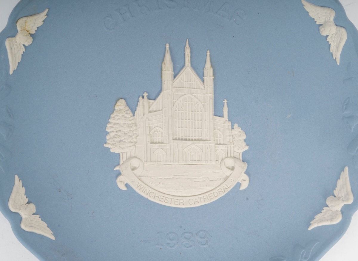 Wedgwood - Christmas 1989 Commemorative Platter In Blue Jasperware-photo-1