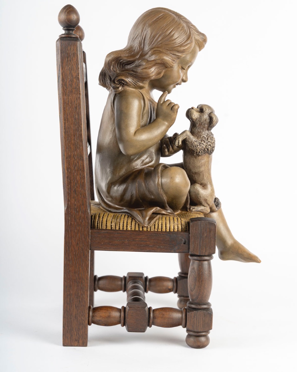 Art Nouveau Terracotta Sculpture - Young Girl With Little Dog-photo-4