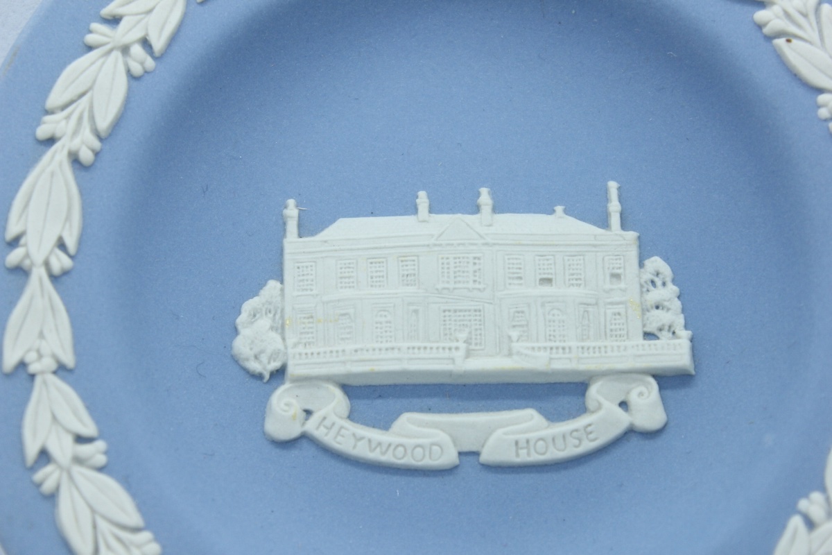 Coupe Commémorative Wedgwood Jasperware – Heywood House– Made in England-photo-4