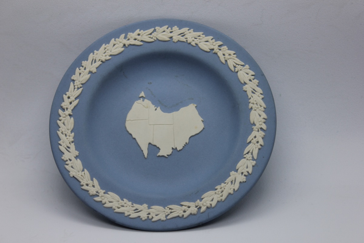 Coupe Commémorative Wedgwood Jasperware – Carte de l'Australie – Made in England-photo-2