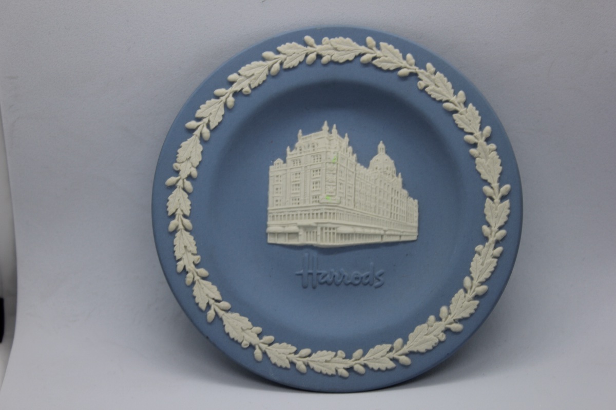 Coupe Commémorative Wedgwood Jasperware – Harrods London – Made in England