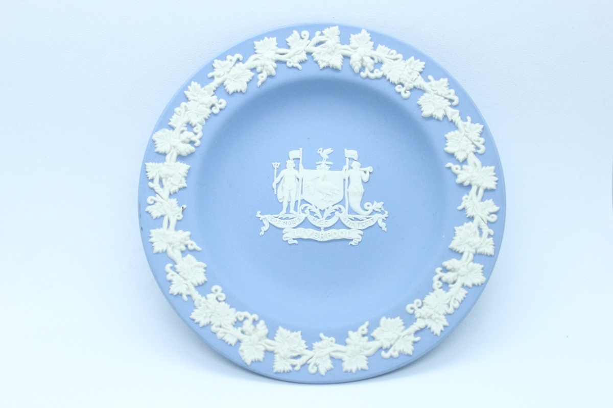 Coupelle Commémorative Wedgwood Jasperware – Liverpool – Emblèmes Allégoriques