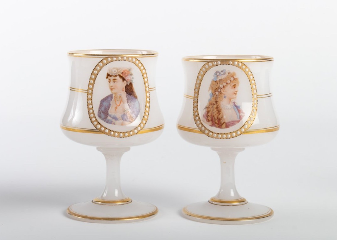 White Opaline Night Service Set Featuring Portraits Of Women, Napoleon III Period, Late 19th Century-photo-4