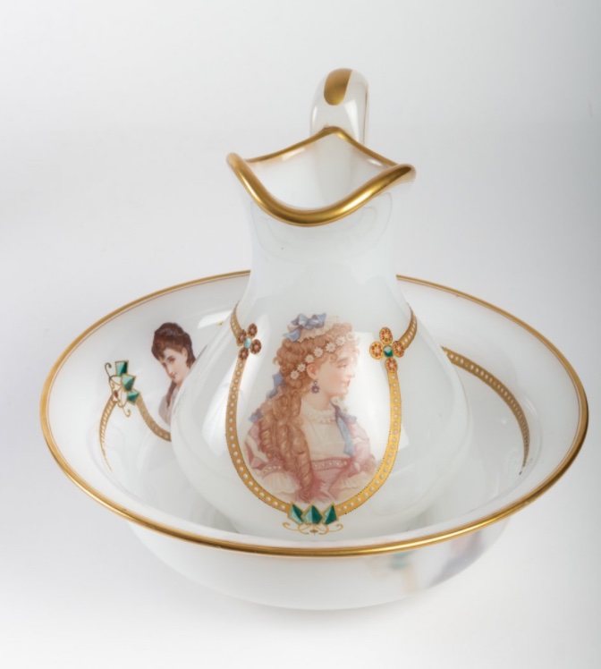 White Opaline Ewer And Basin With Portraits Of Women, Napoleon III Period, Late 19th Century