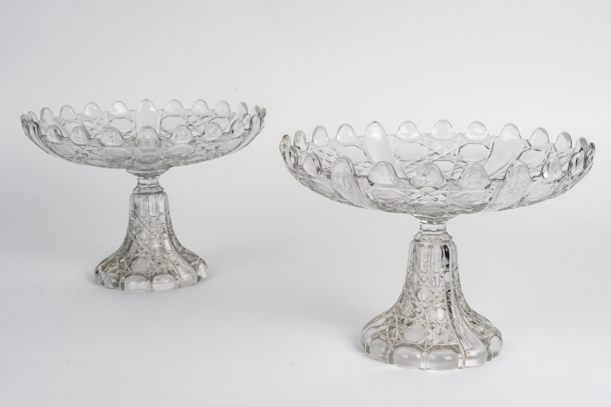A Pair Of Molded Crystal Glasses -photo-3