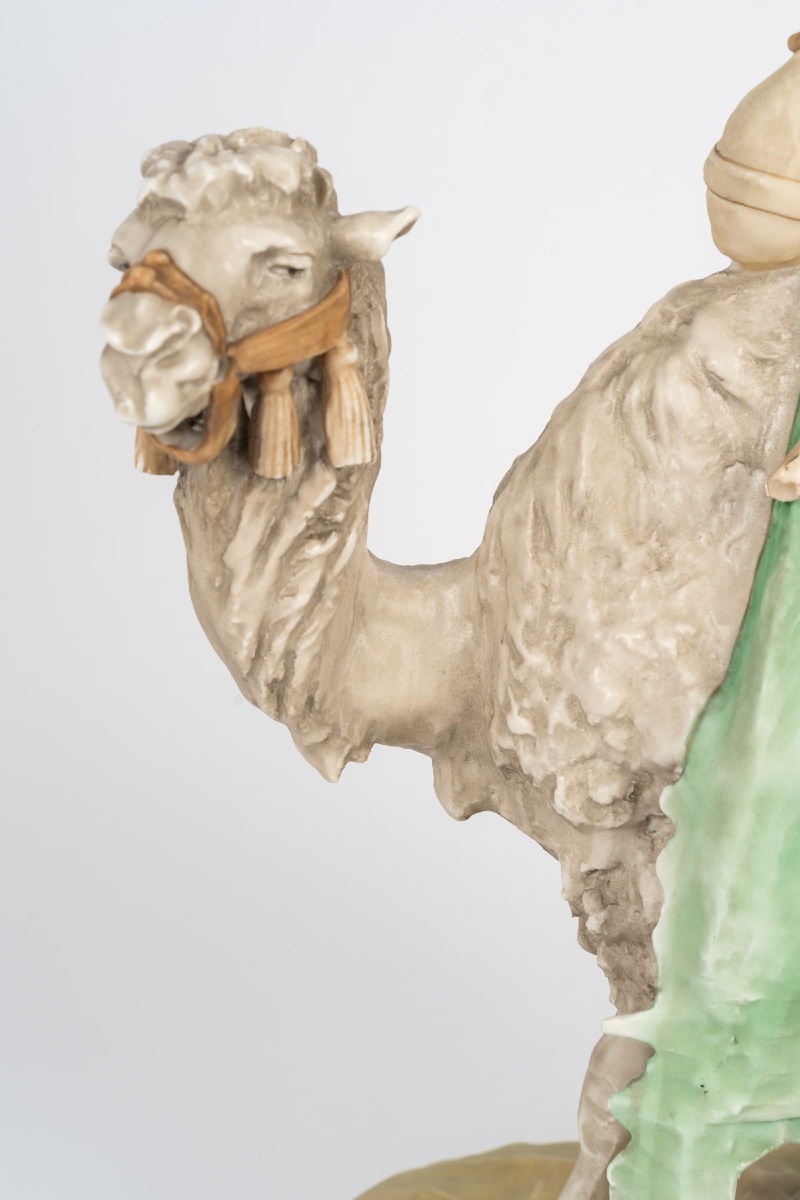 Amphora — The Camel Driver, An Orientalist Sculpture In Polychrome Porcelain, Circa 1900-photo-3