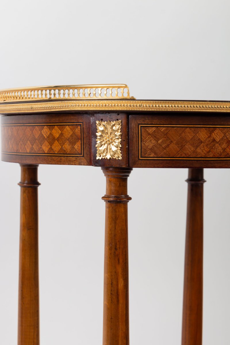 Small Napoleon III Style Veneer Pedestal Table-photo-4