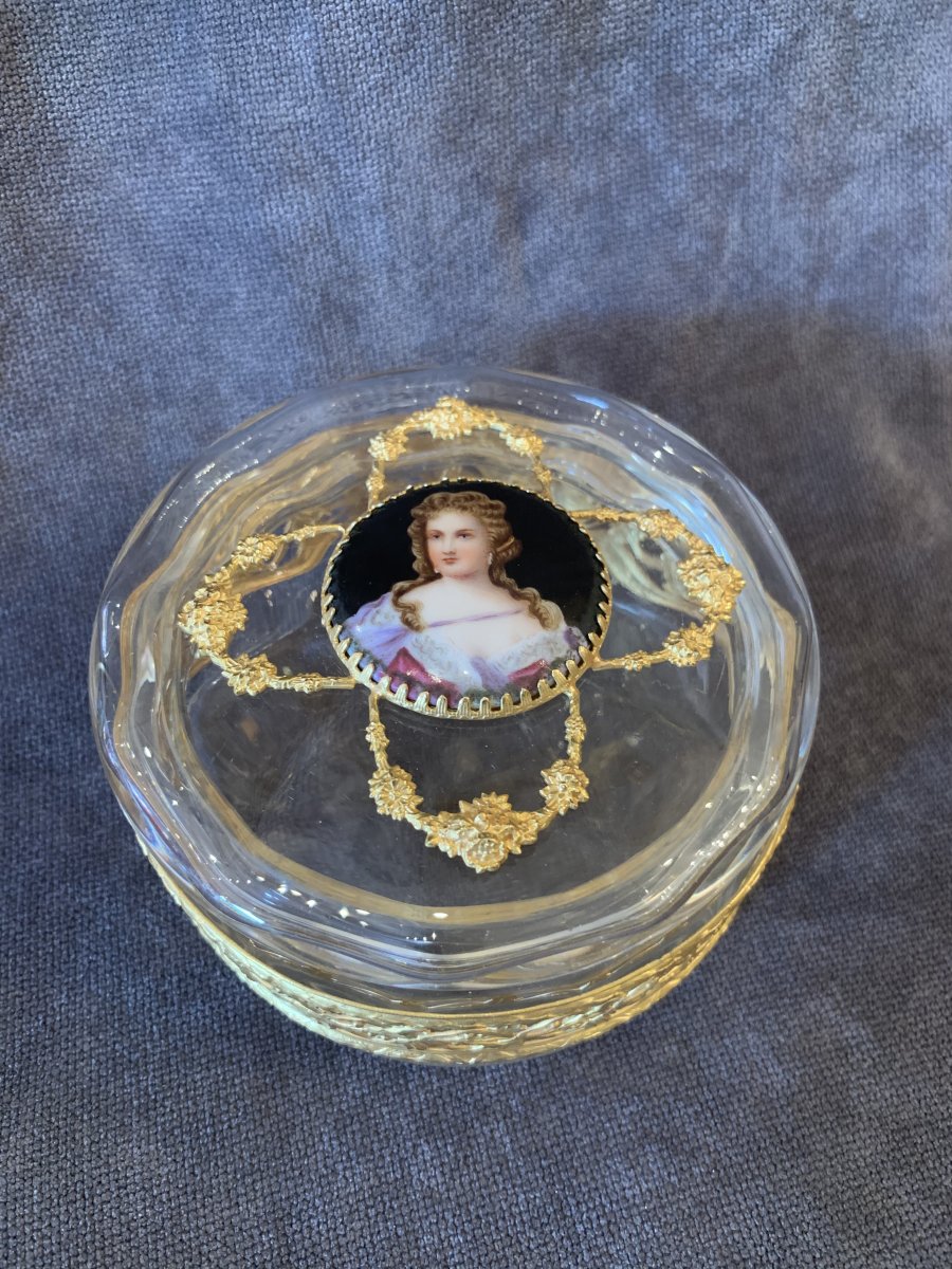 Crystal Box With Porcelain Plate-photo-2