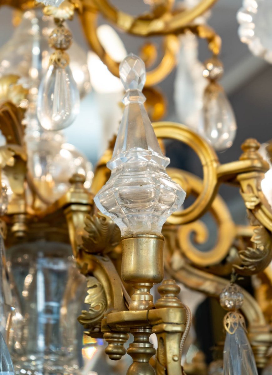 Un Lustre En Bronze Doré Et Cristal Baccarat Fin XIXème Siècle -photo-1