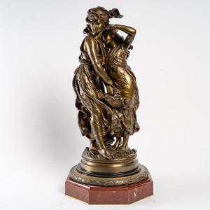 Sculpture des deux soeurs au panier de fleurs  En Bronze Hippolyte François Moreau