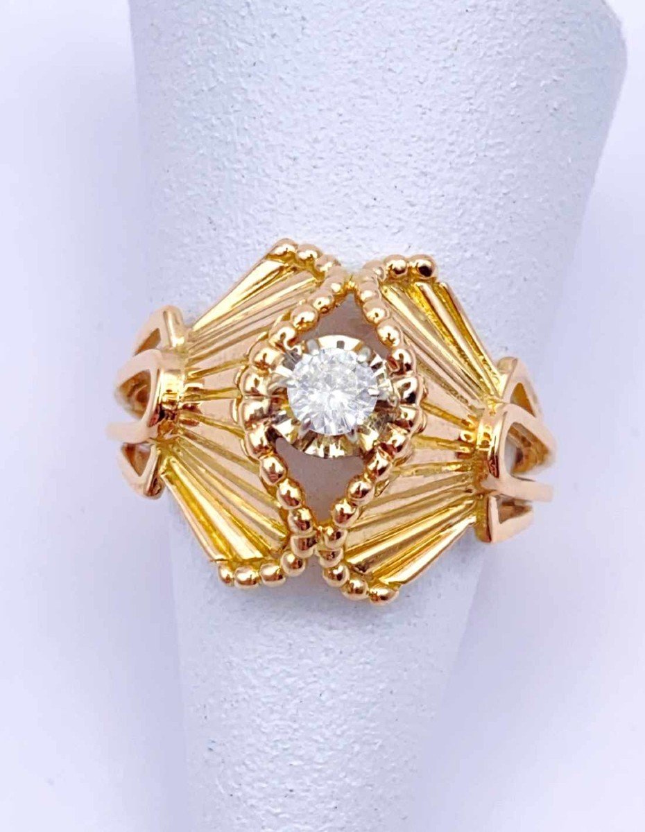 Vintage Draped Gold & Diamond Solitaire Ring
