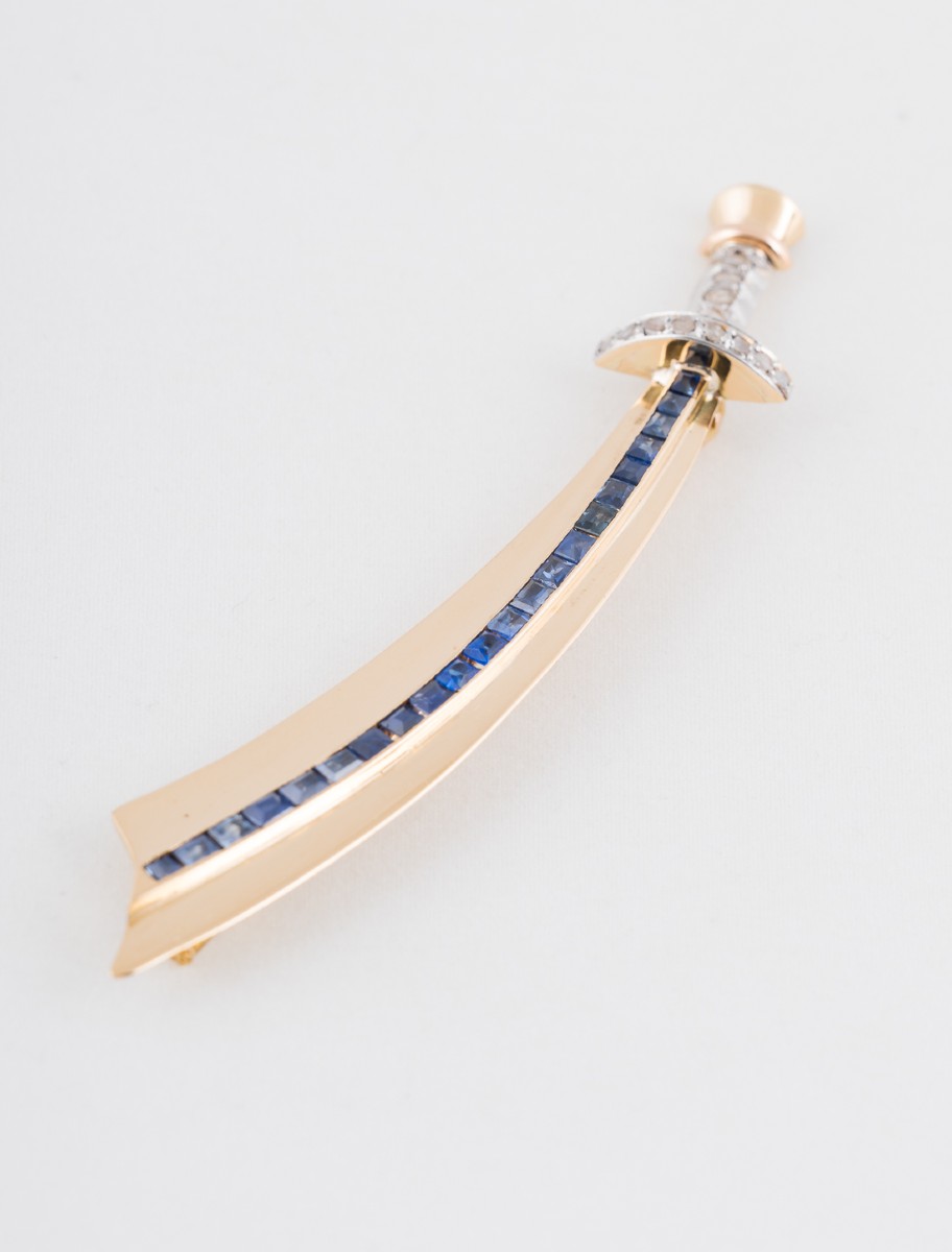 Sabre Brooch Yellow Gold, Rose Gold, Platinum, Sapphires & Diamonds