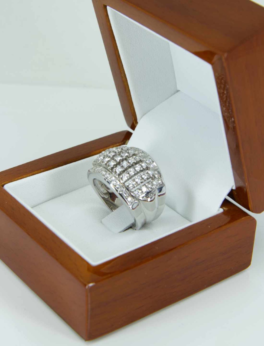 White Gold & Diamond Band Ring-photo-3