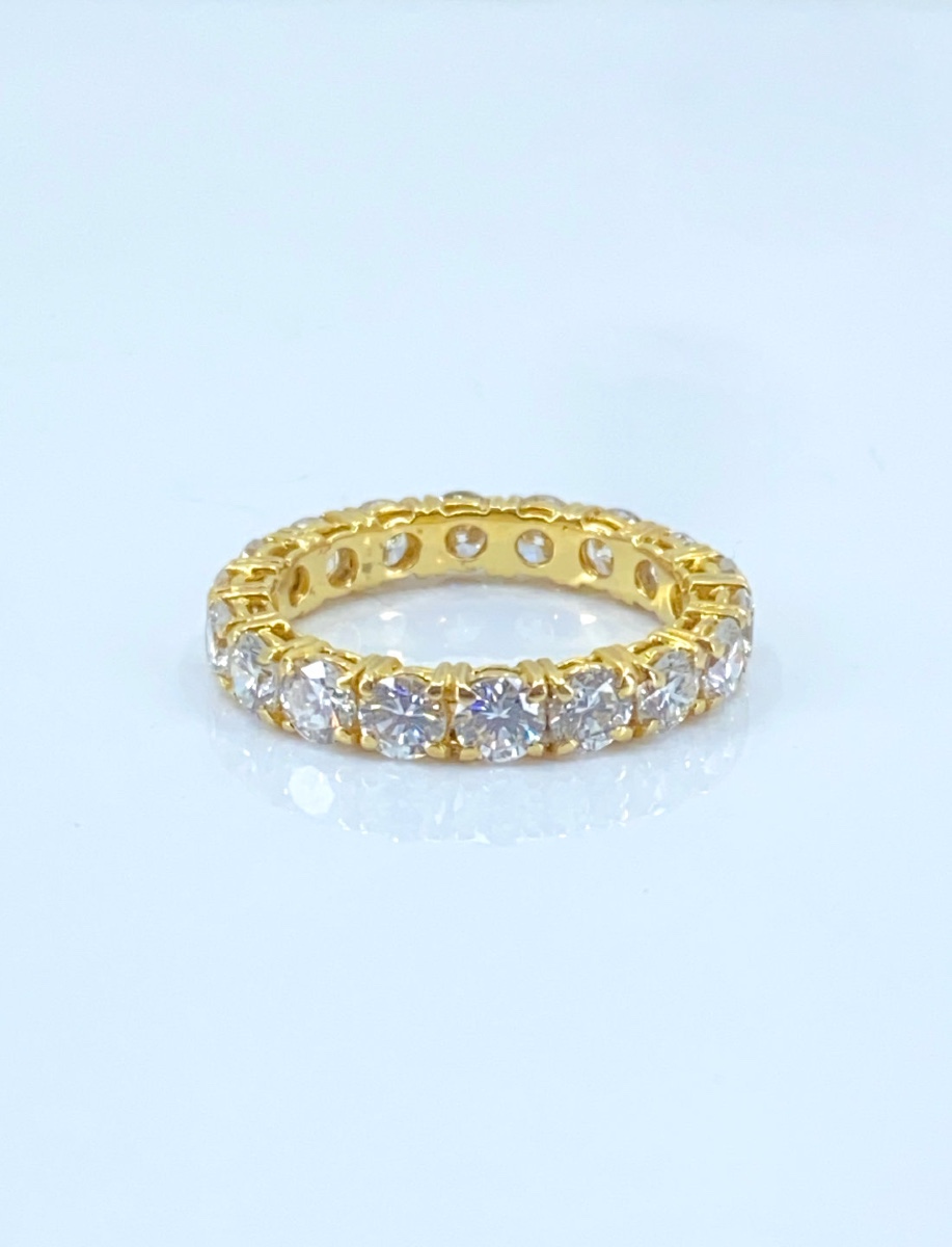 American Yellow Gold & Diamond Wedding Band