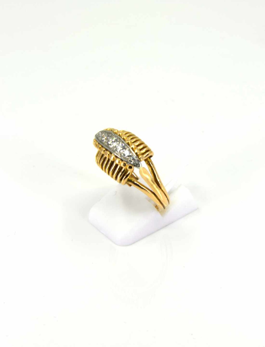 Yellow Gold Wire Ring & Diamond Garter-photo-1