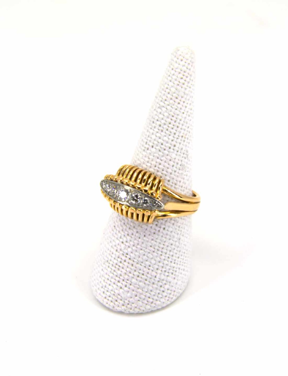 Yellow Gold Wire Ring & Diamond Garter-photo-4