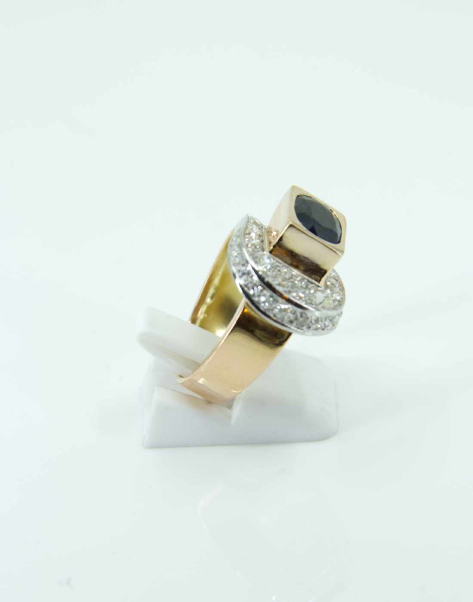 Tank Belt Ring Gold, Sapphire & Diamonds-photo-2