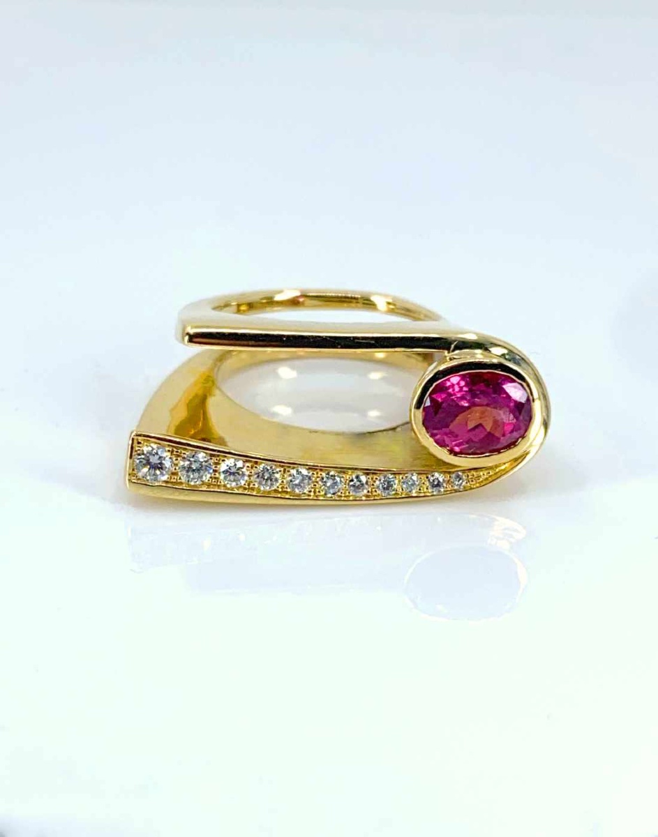 Gold, Pink Sapphire & Diamond Designer Ring