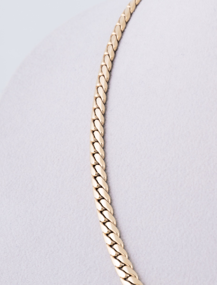 Yellow Gold & Diamond Loop Necklace-photo-1