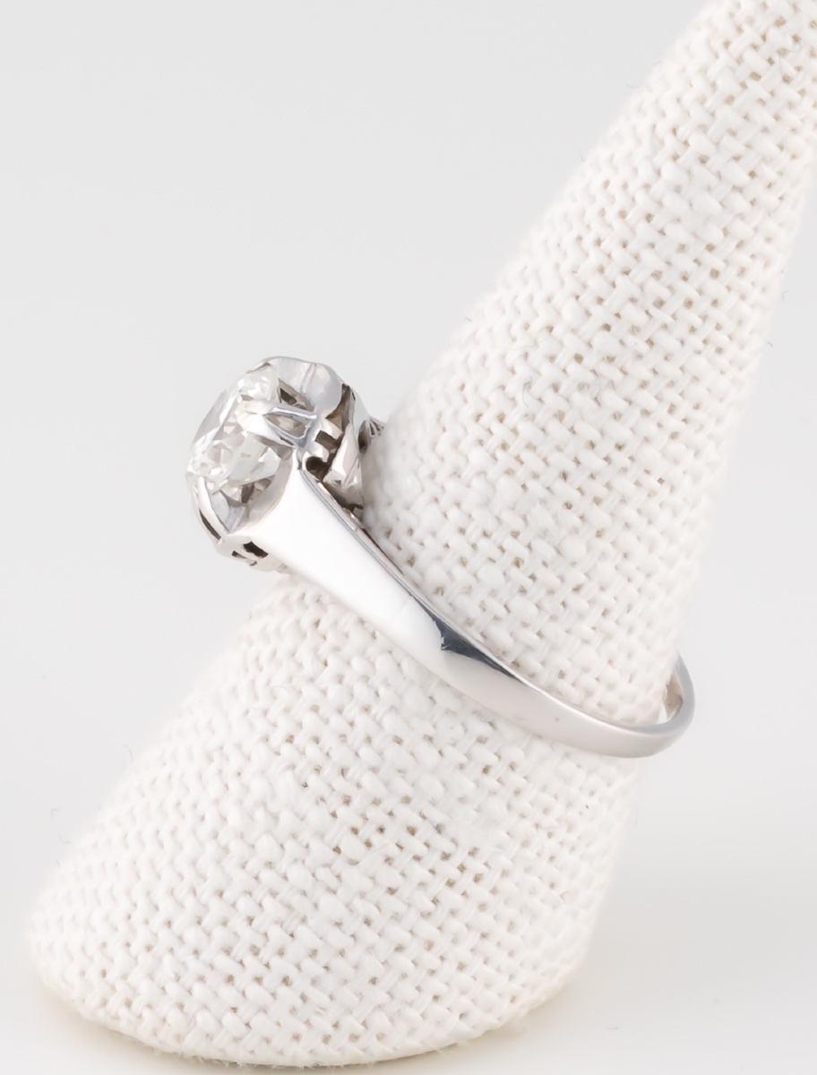 White Gold & Platinum Solitaire Ring-photo-4