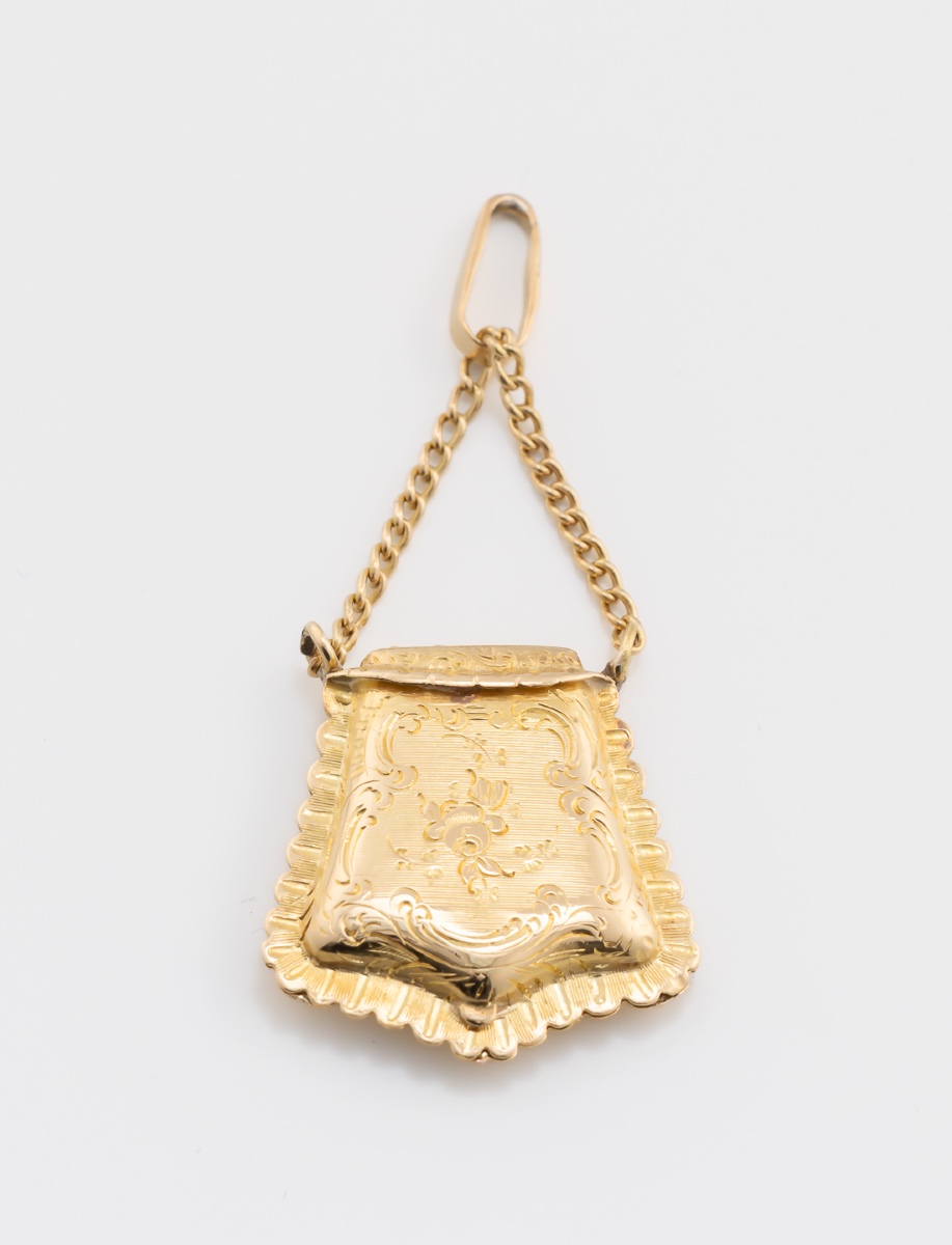 Antique "vinaigrette" Yellow Gold Pendant