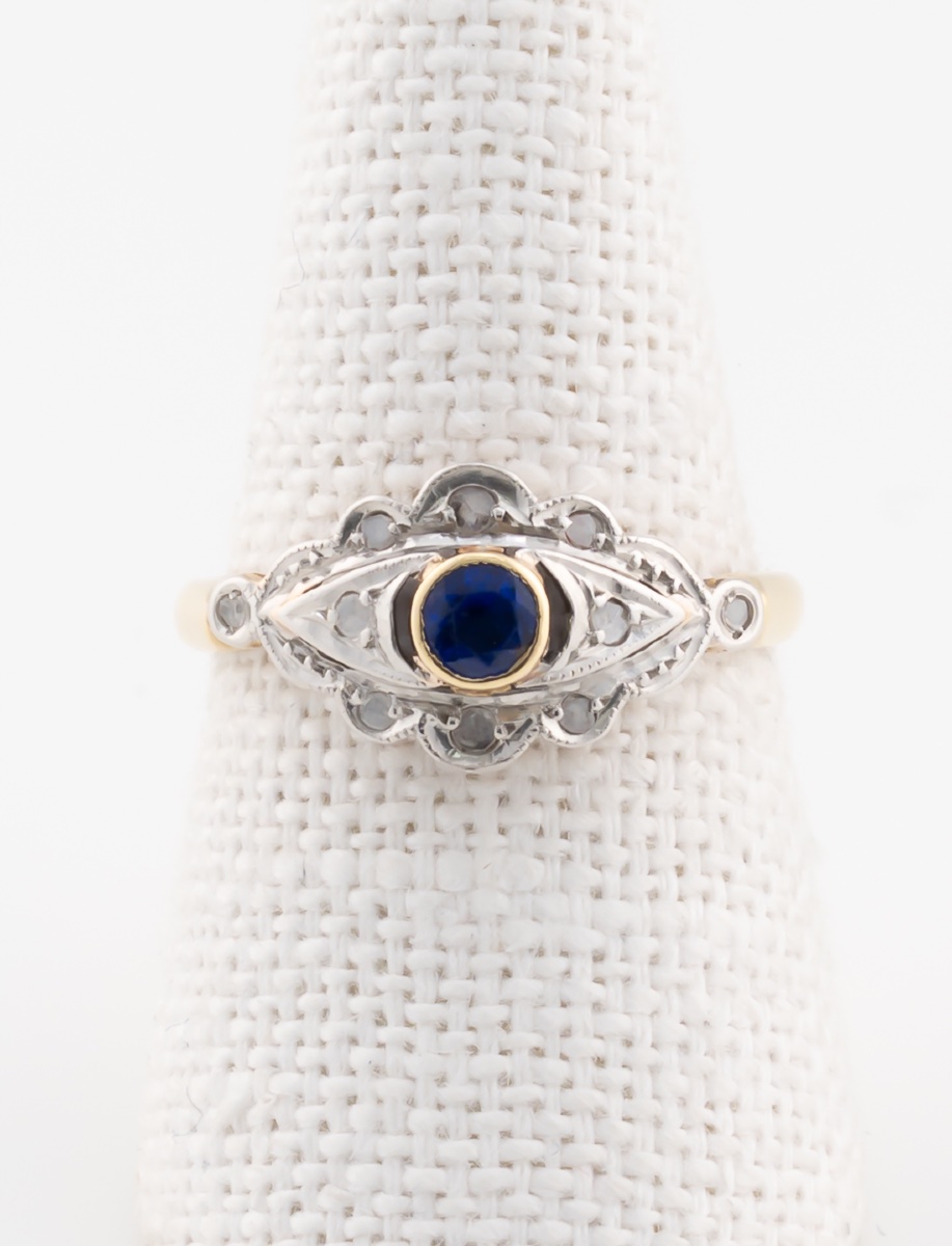 Antique Ring In Gold, Platinum, Sapphire, And Diamonds-photo-3