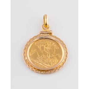 George V Sovereign Gold Medal Pendant