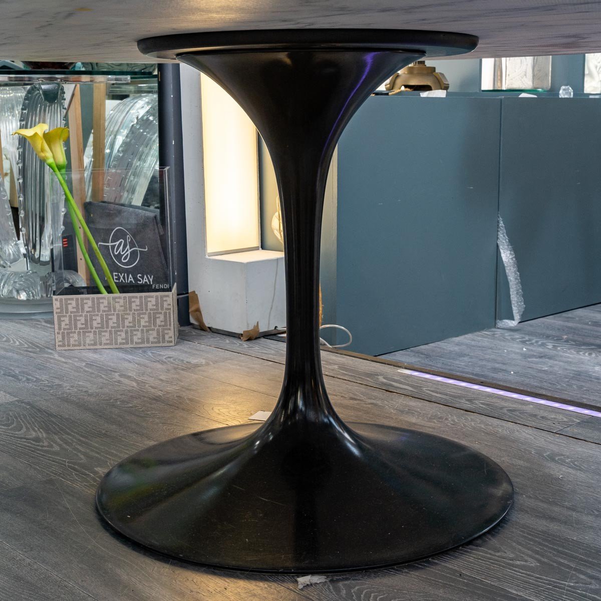 Knoll International Et Eero Saarinen : Table à Manger à Plateau Circulaire En Marbre-photo-4