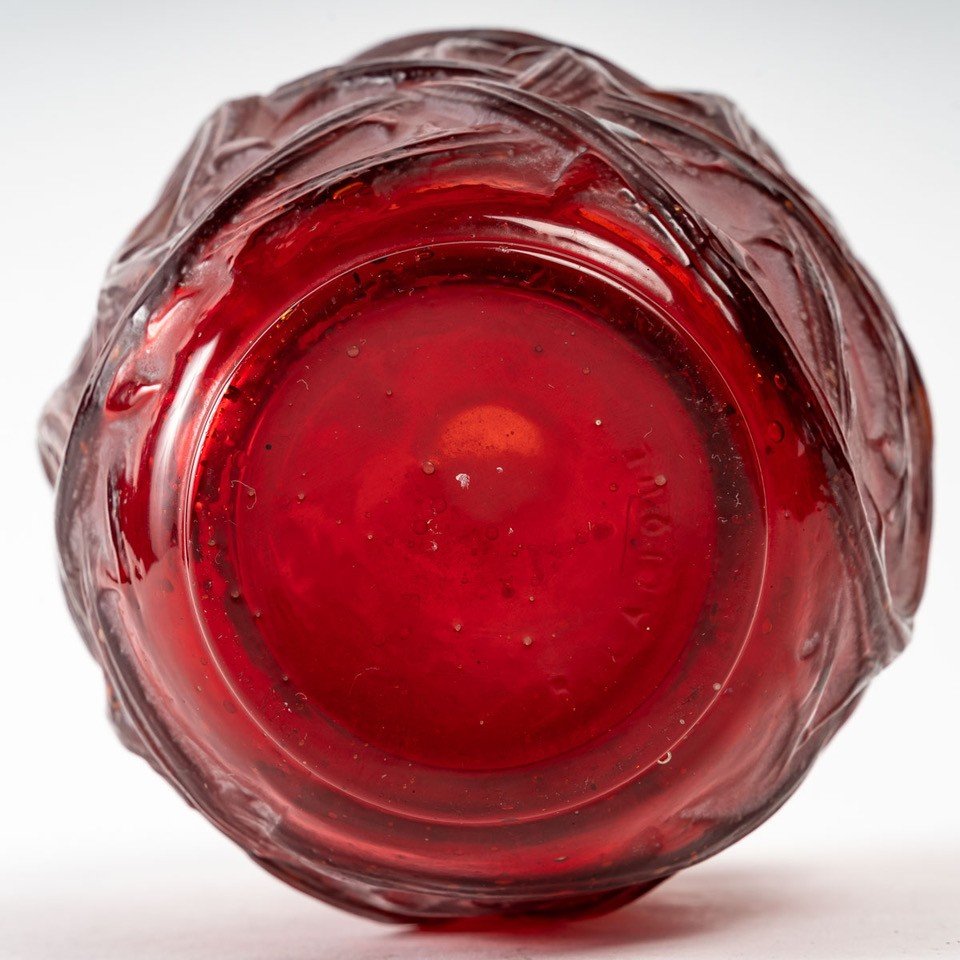 René Lalique: 1921 “ronce” Vase Tinted Red-photo-4