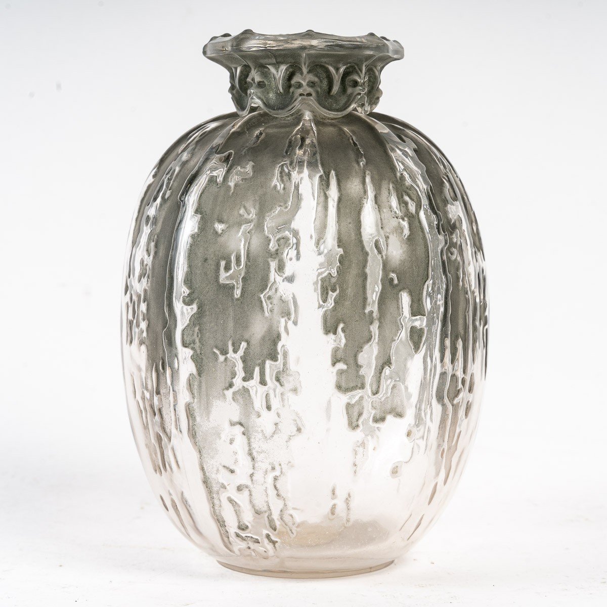 René LALIQUE (1860-1945) : Vase "Fontaines" couvert (1912)-photo-1