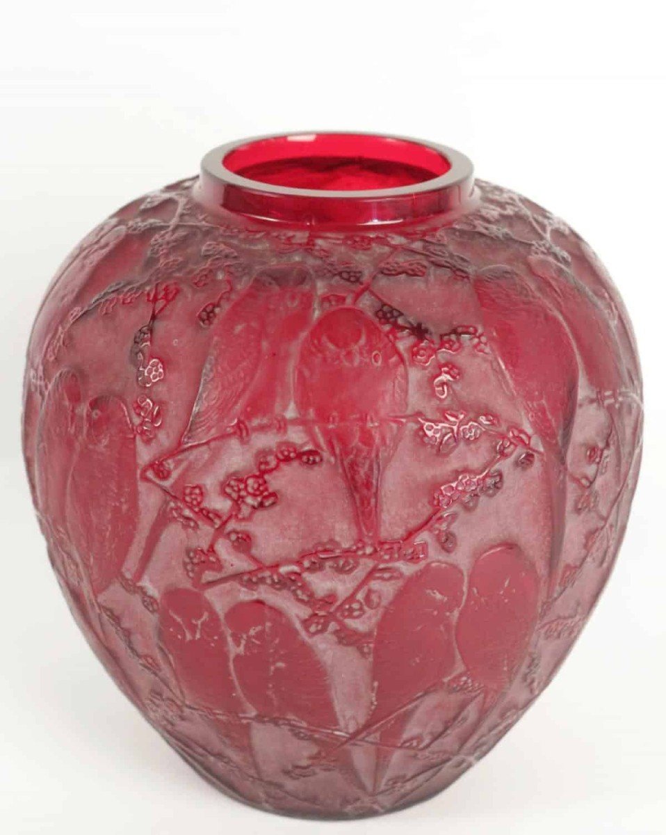 René Lalique: Red "parakeets" Vase-photo-2