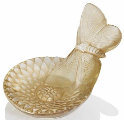René Lalique, “dahlia And Butterfly” Ashtray In Siena Patinated White Glass René Lalique