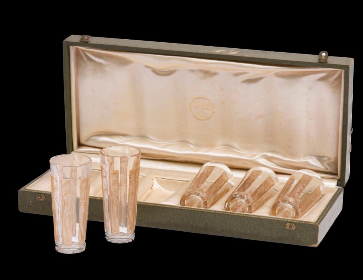 R. Lalique - Series Of 6 "six Figurines" Goblets 1911 