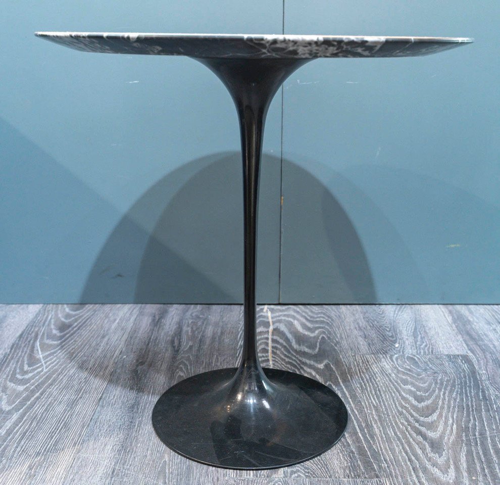Eero Saarinen (1910-1961), Edition Knoll: Marble Pedestal Table -photo-4