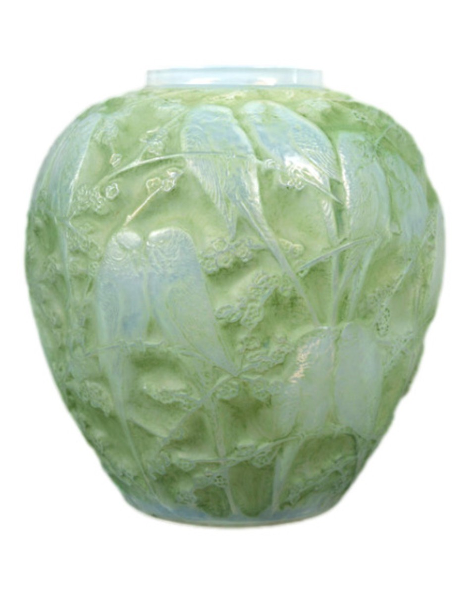 1919 - René Lalique: “parakeets” Opalescent Vase 