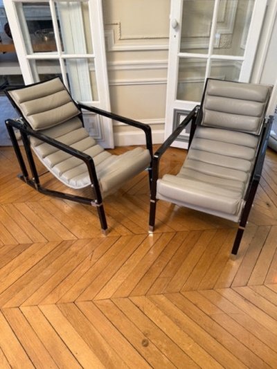 Eileen GRAY & ECART INTERNATIONAL (éditeur)   Paire de fauteuils « Transat », modèle original c-photo-5