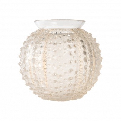 René Lalique (1860 -1945) : Vase boule modèle «Oursin»
