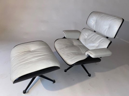 Charles et Ray EAMES – Édition MOBILIER International : Fauteuil Lounge et son ottoman-photo-2