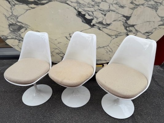 Eero SAARINEN (1910-1961) & KNOLL INTERNATIONAL (éditeur) : Ensemble de 4 chaises « TULIP » piv-photo-4
