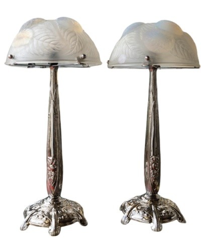 1921 -René Lalique -paire de Lampe "Dahlias " en verre opalescent