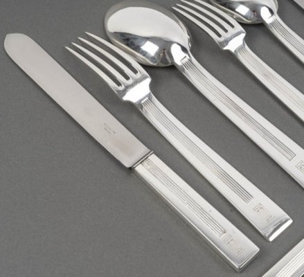 JEAN TETARD – MENAGERE DE COUVERTS 132 PIECES EN ARGENT MASSIF MODELE « TROCADERO » EPOQUE ART -photo-3