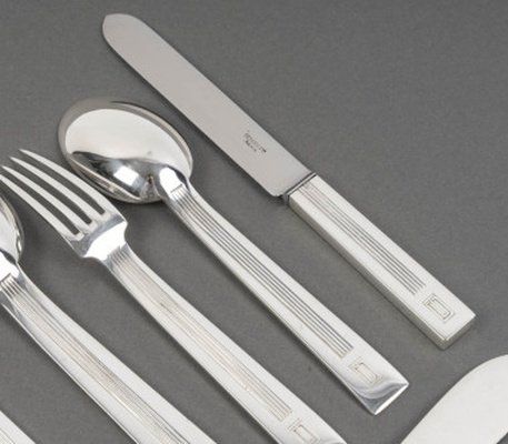 JEAN TETARD – MENAGERE DE COUVERTS 132 PIECES EN ARGENT MASSIF MODELE « TROCADERO » EPOQUE ART -photo-4