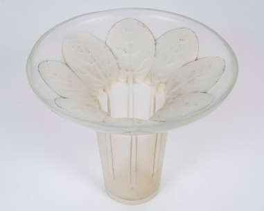 1921- René Lalique Vase « Violettes» Opalescent-photo-2