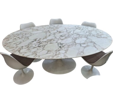 KNOLL & Eero Saarinen ,Table ovale "TULIP", 198x121cm marbre Calacatta